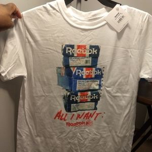 NWT.. Reebok Tee
